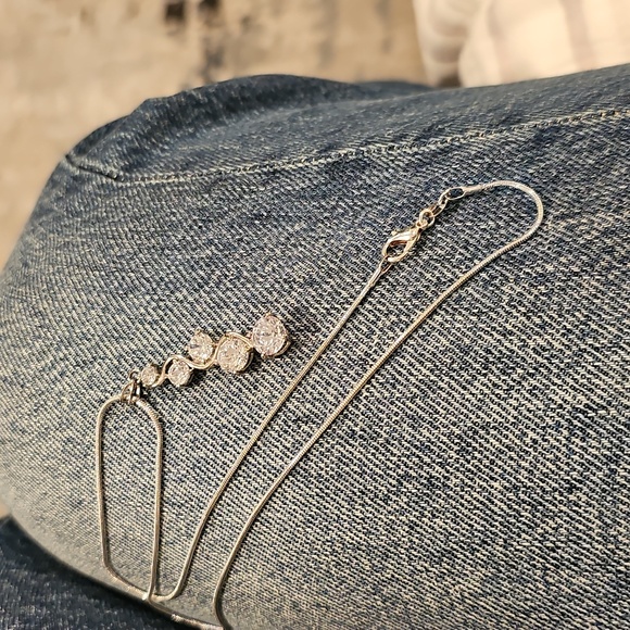 Elegant Sterling Silver Cz Drop Pendant With New Ss Chain Necklace - Picture 9 of 9